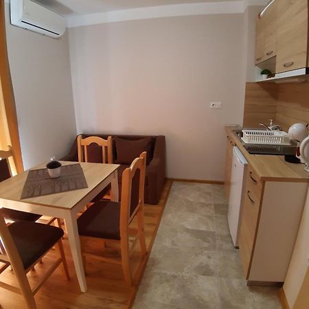Amelia Sea Apartments Равда Екстер'єр фото